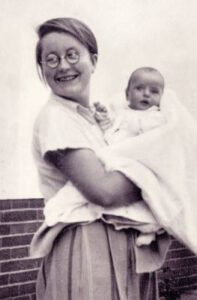 Lilo Herrmann mit Sohn Walter